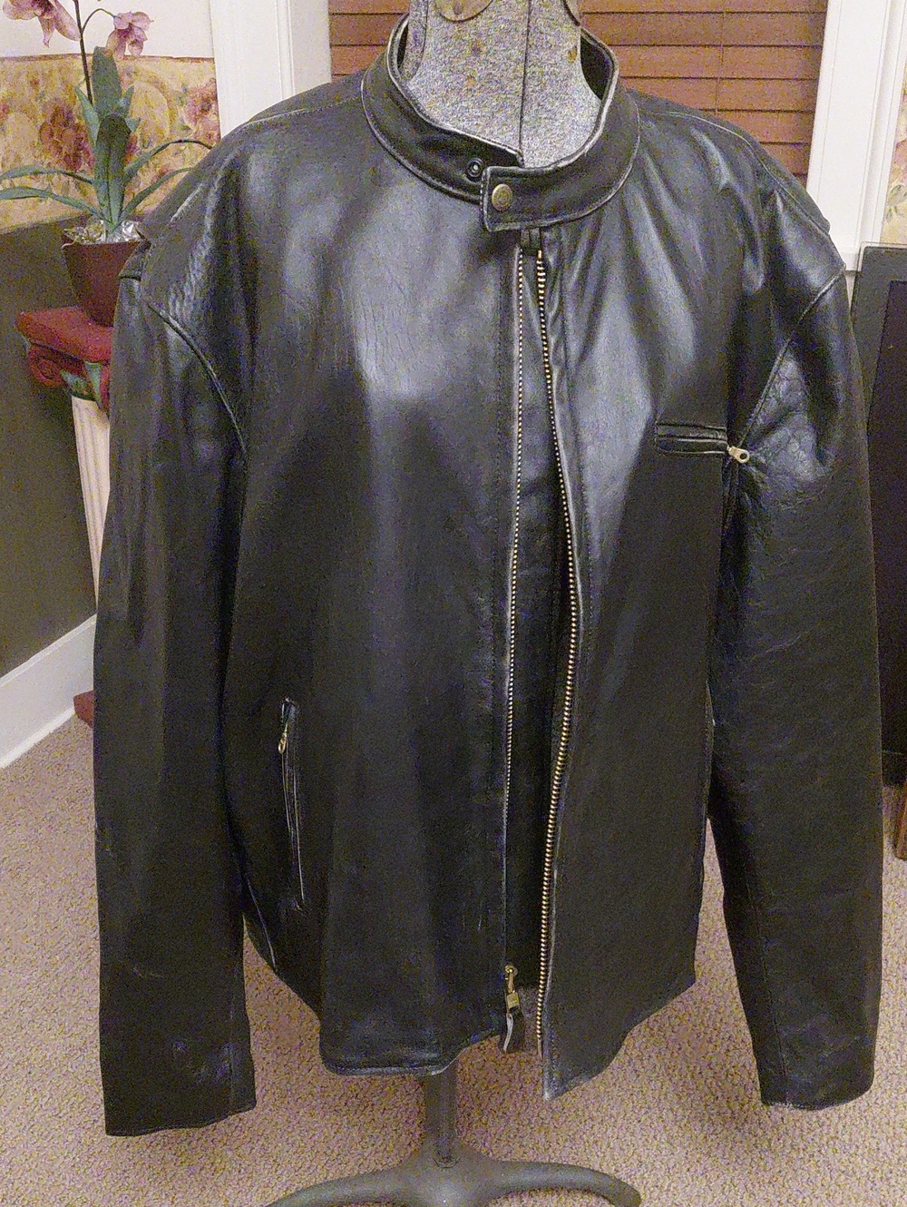 Northeaster flying Togs Genuine Black Leather Moto Jacket w/ flannel Lining